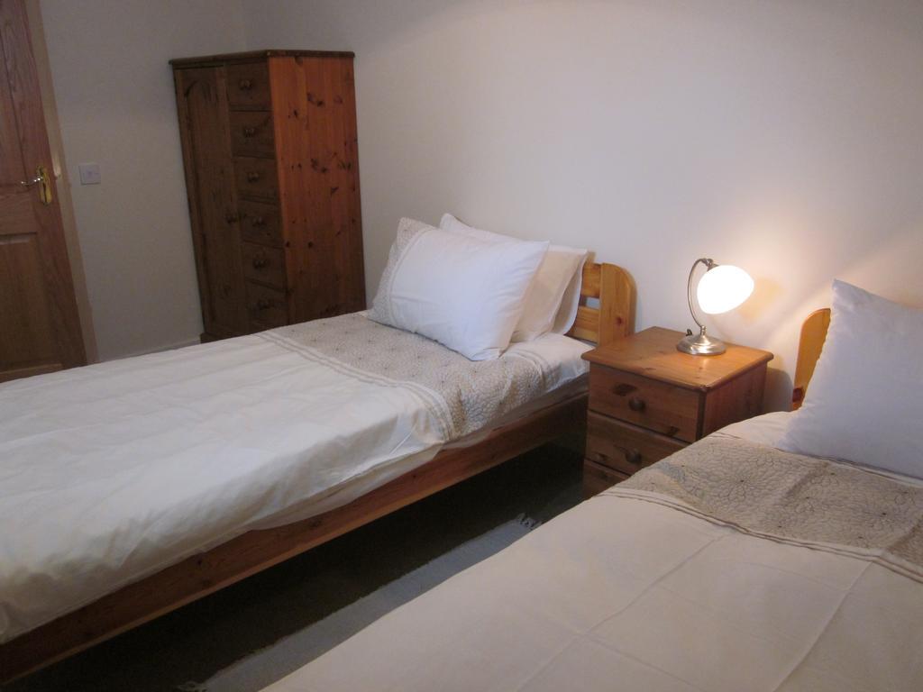 Easter Bowhouse Farm Cottage 林利斯戈 客房 照片